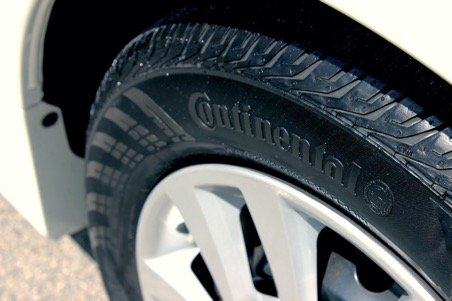 Шишка, гвоздь, порез: какие повреждения шин можно починить :: Autonews